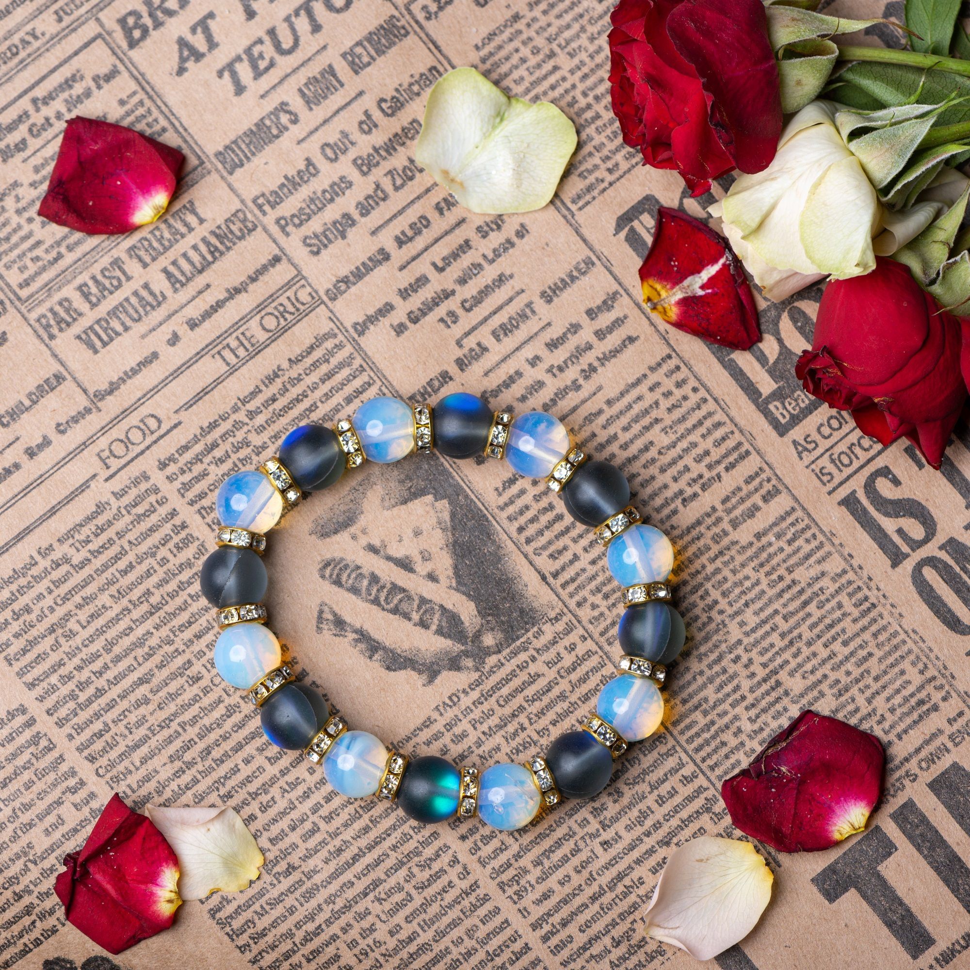 Браслет из чёрного опала и лунного камня, 10 мм — изображение 6