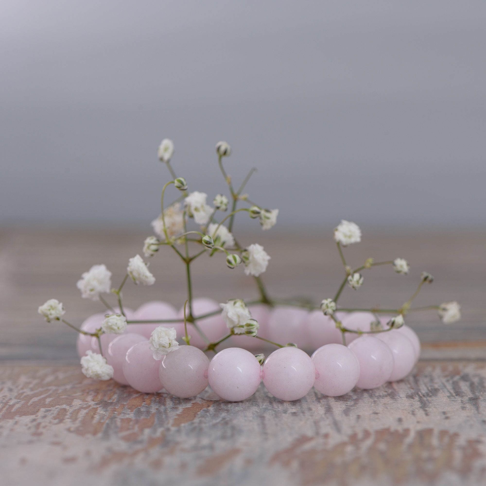 Браслет из натурального розового кварца, 10 мм