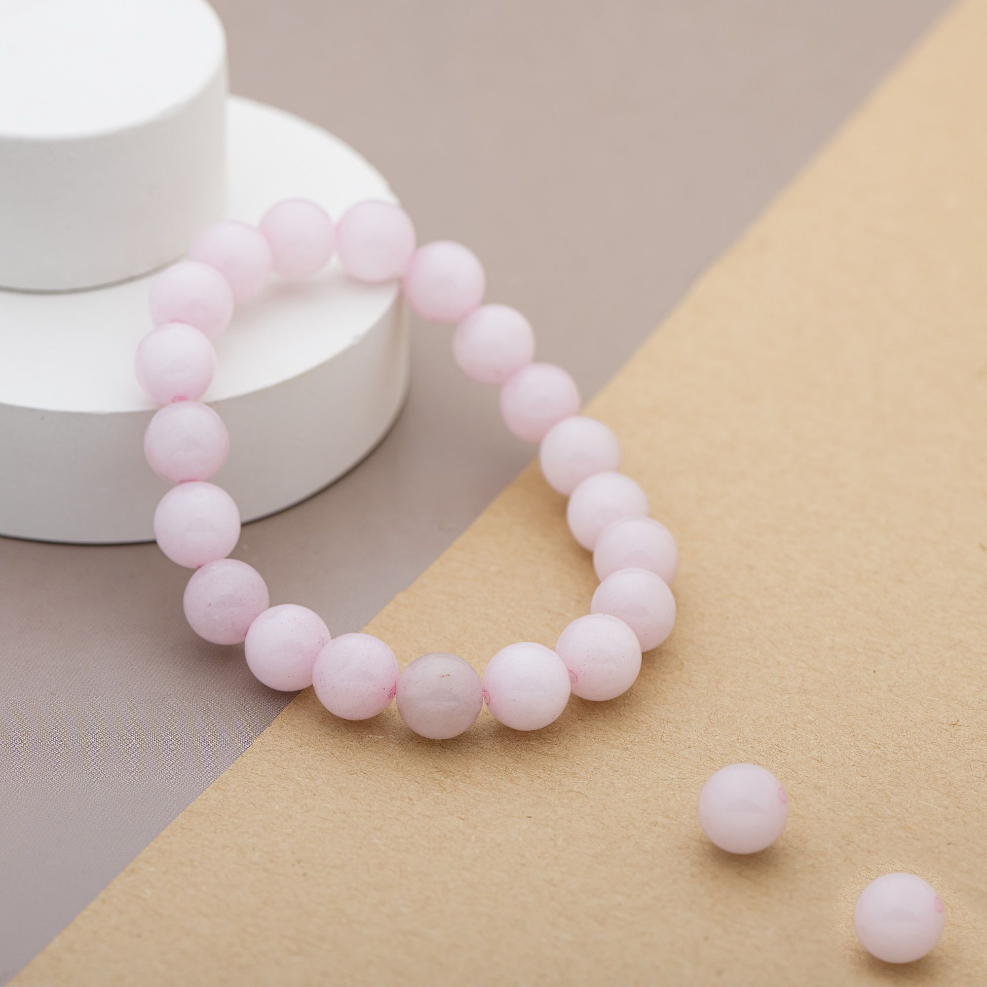 Браслет из натурального розового кварца, 10 мм — изображение 6