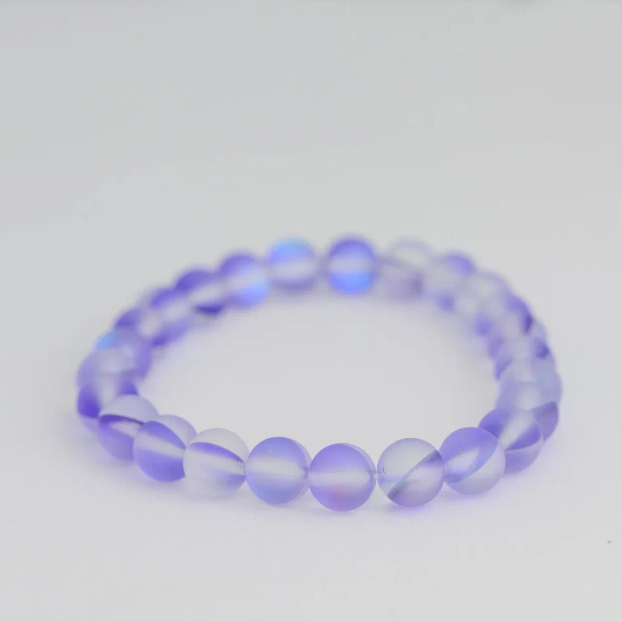 Лиловый браслет из опала, матовый 10 мм — изображение 5