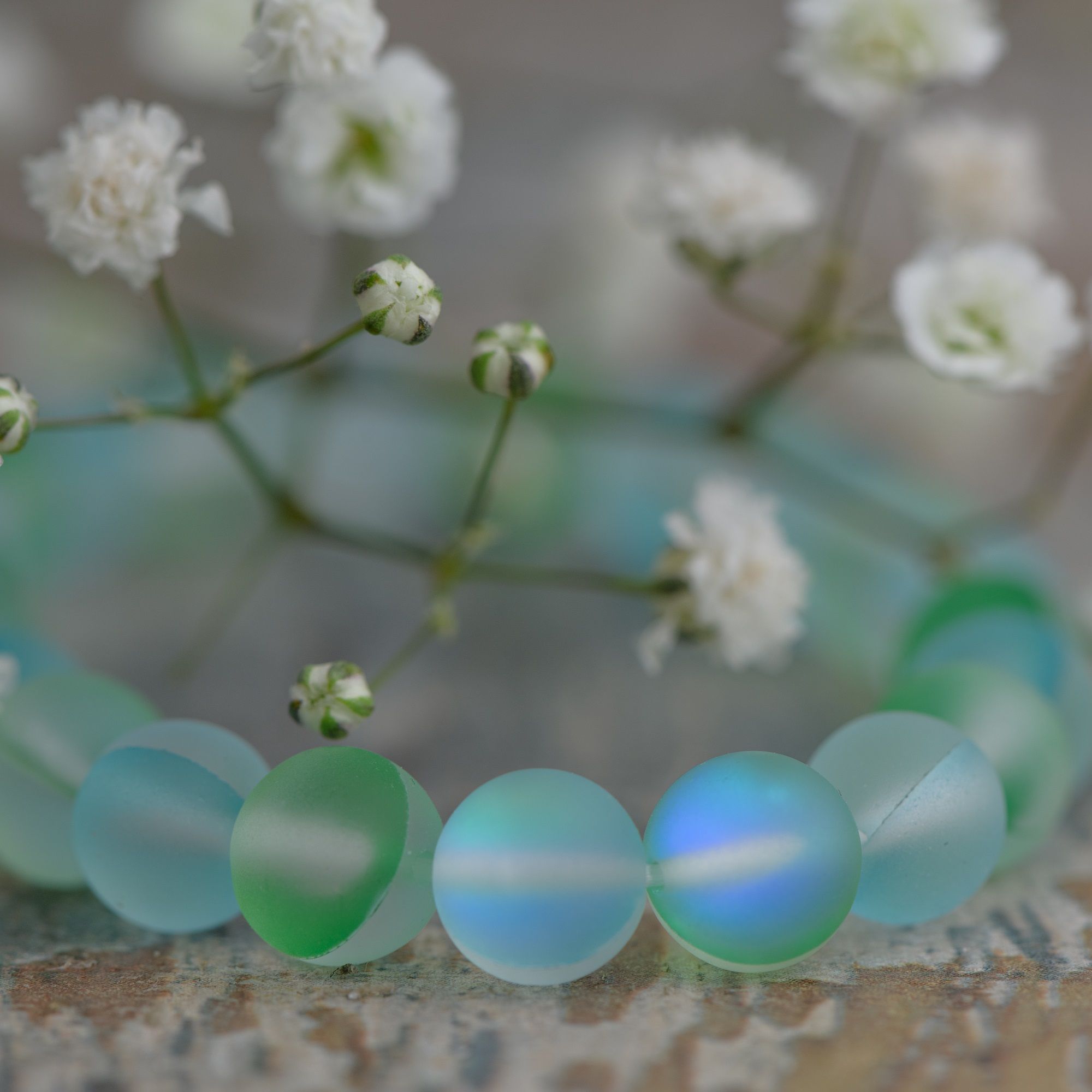 Зелёный браслет из опала, матовый 8 мм — изображение 4