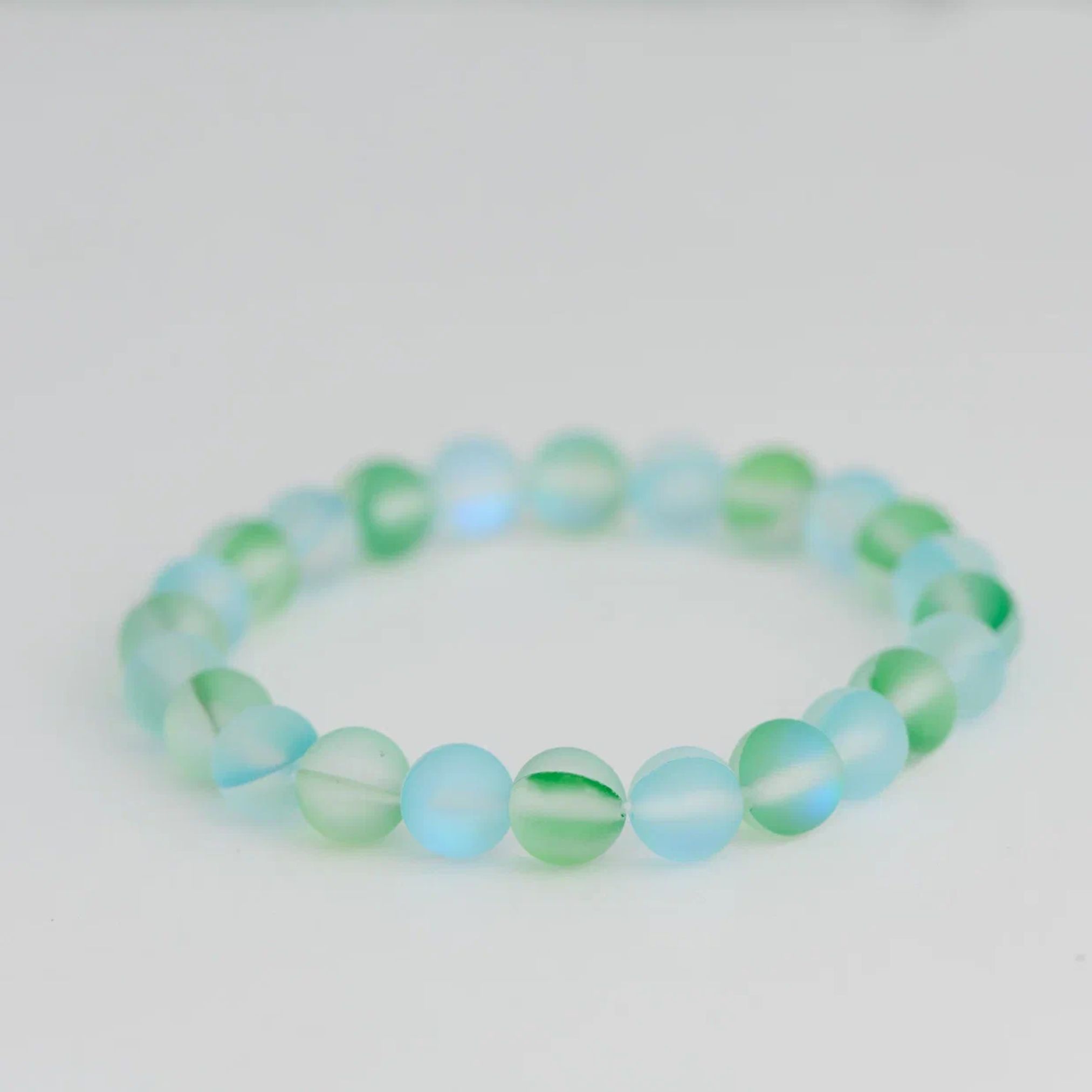 Зелёный браслет из опала, матовый 8 мм — изображение 5