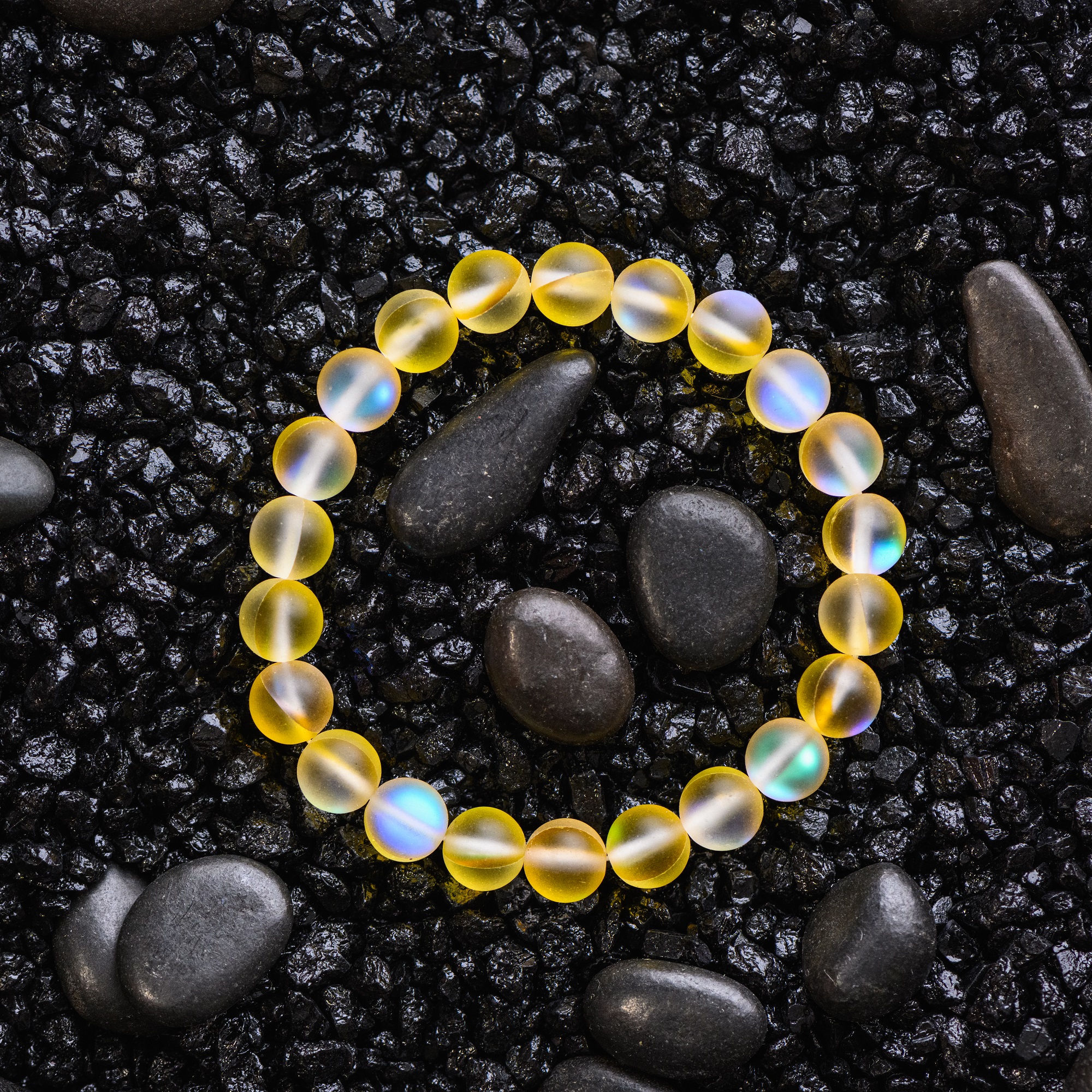 Жёлтый браслет из опала, матовый 8 мм — изображение 6